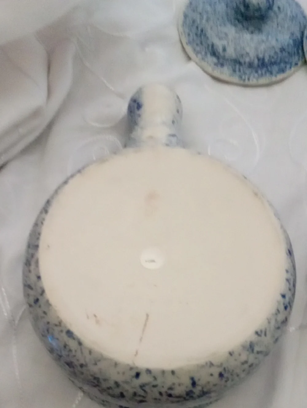 2 Blue Spongeware Soup Taureens